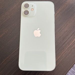 Apple iPhone 12 mini